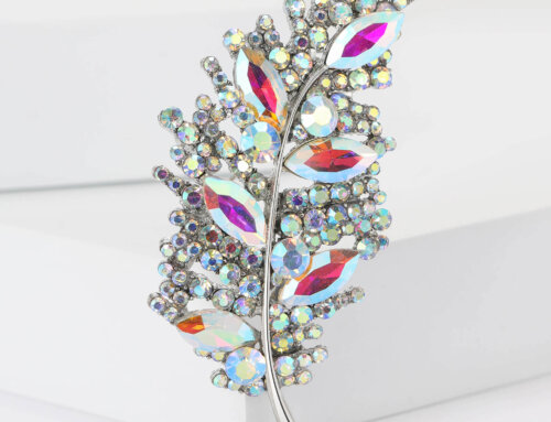 Wholesale Rhinestone Leaf Brooch – Elegant Nature-Inspired Accessory