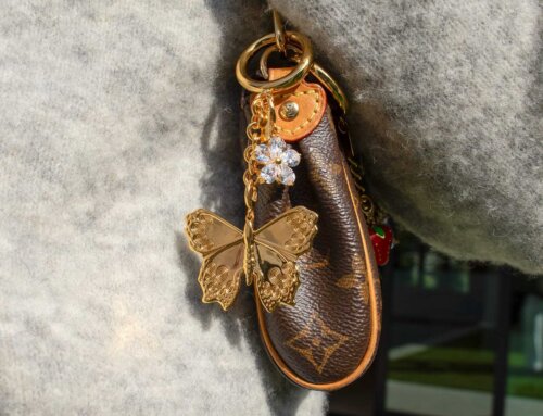 Wholesale Stainless Steel Butterfly Keychain – Elegant Charm for Bags & Accessories