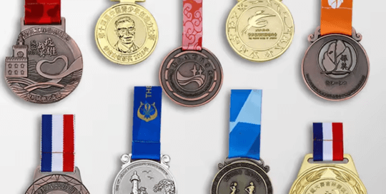 Custom zinc alloy sports medal with 3D logo and lanyard ribbon – OEM design for awards
